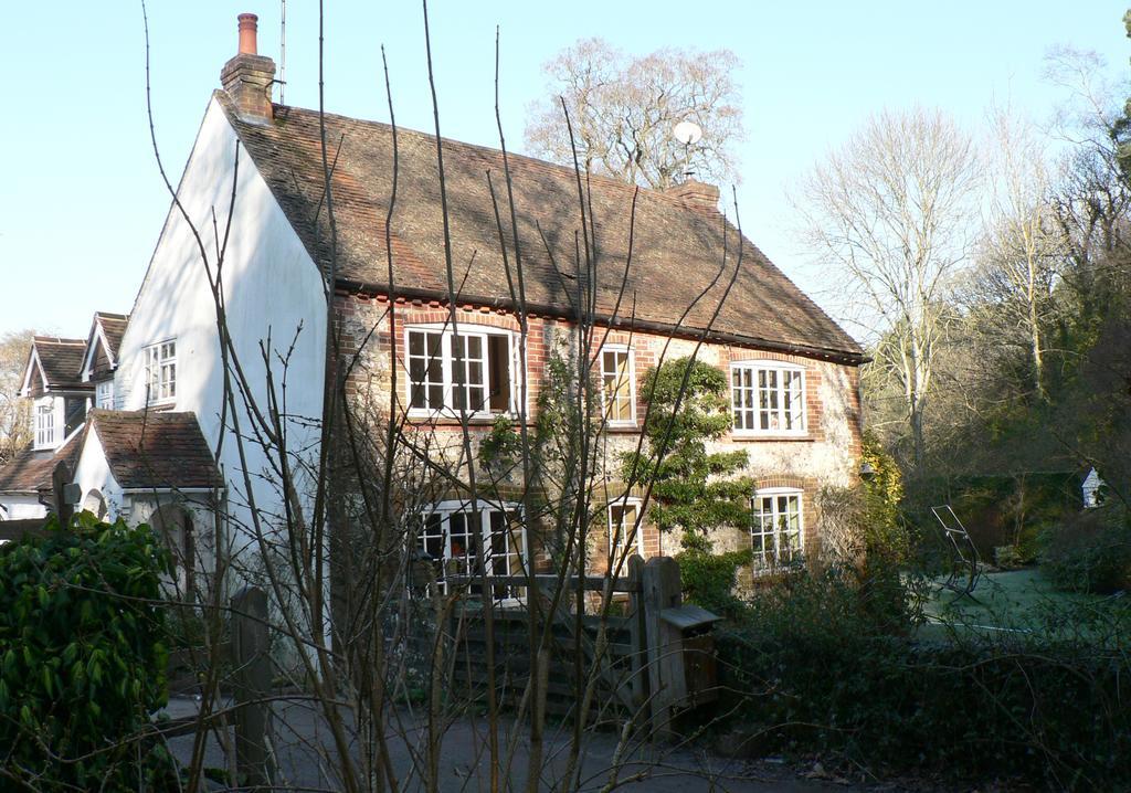 Bridge Cottage Midhurst Exterior foto